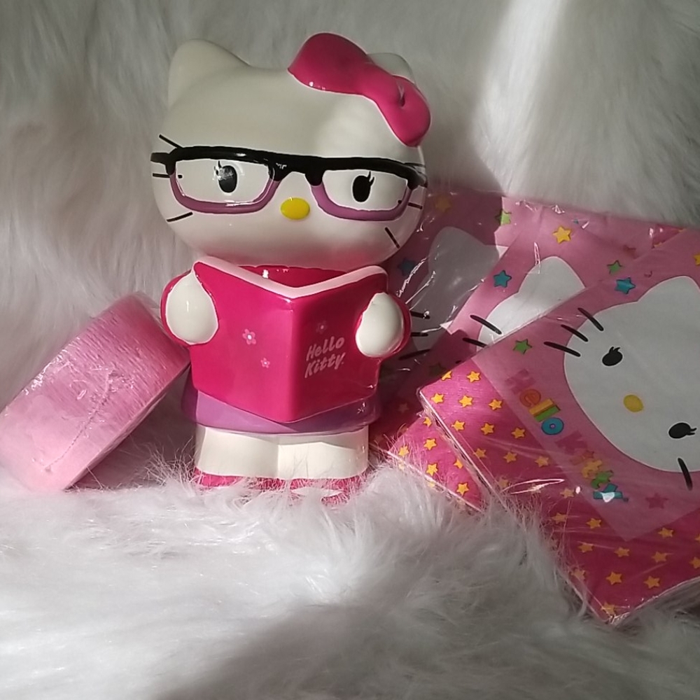 Hello kitty bank